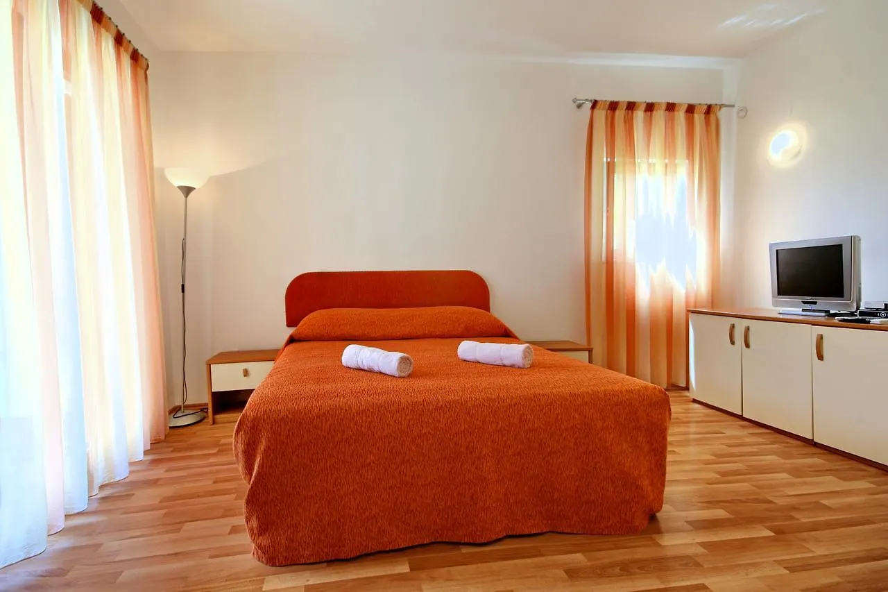 Sun Palace Residence Premantura