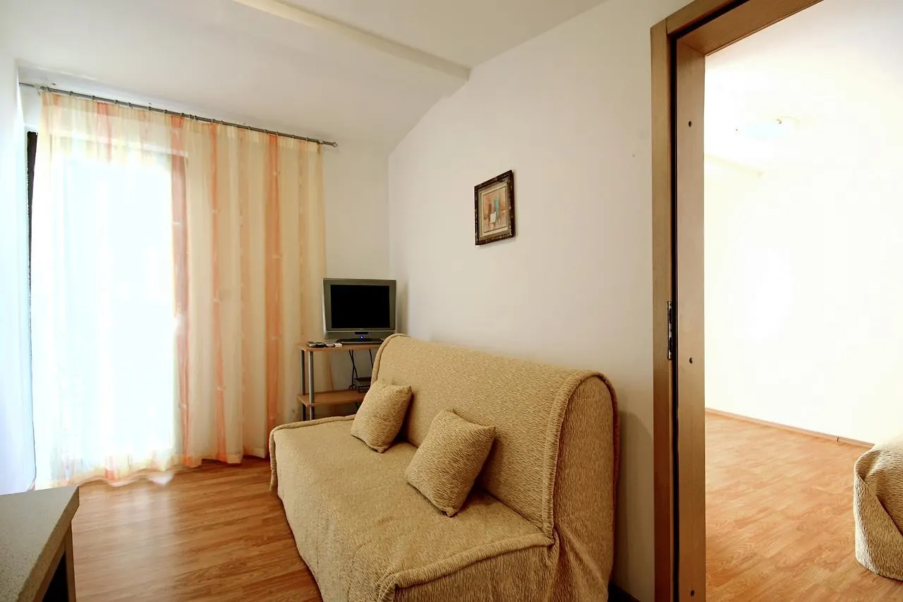 Sun Palace Residence Premantura 3*,  Kroatien