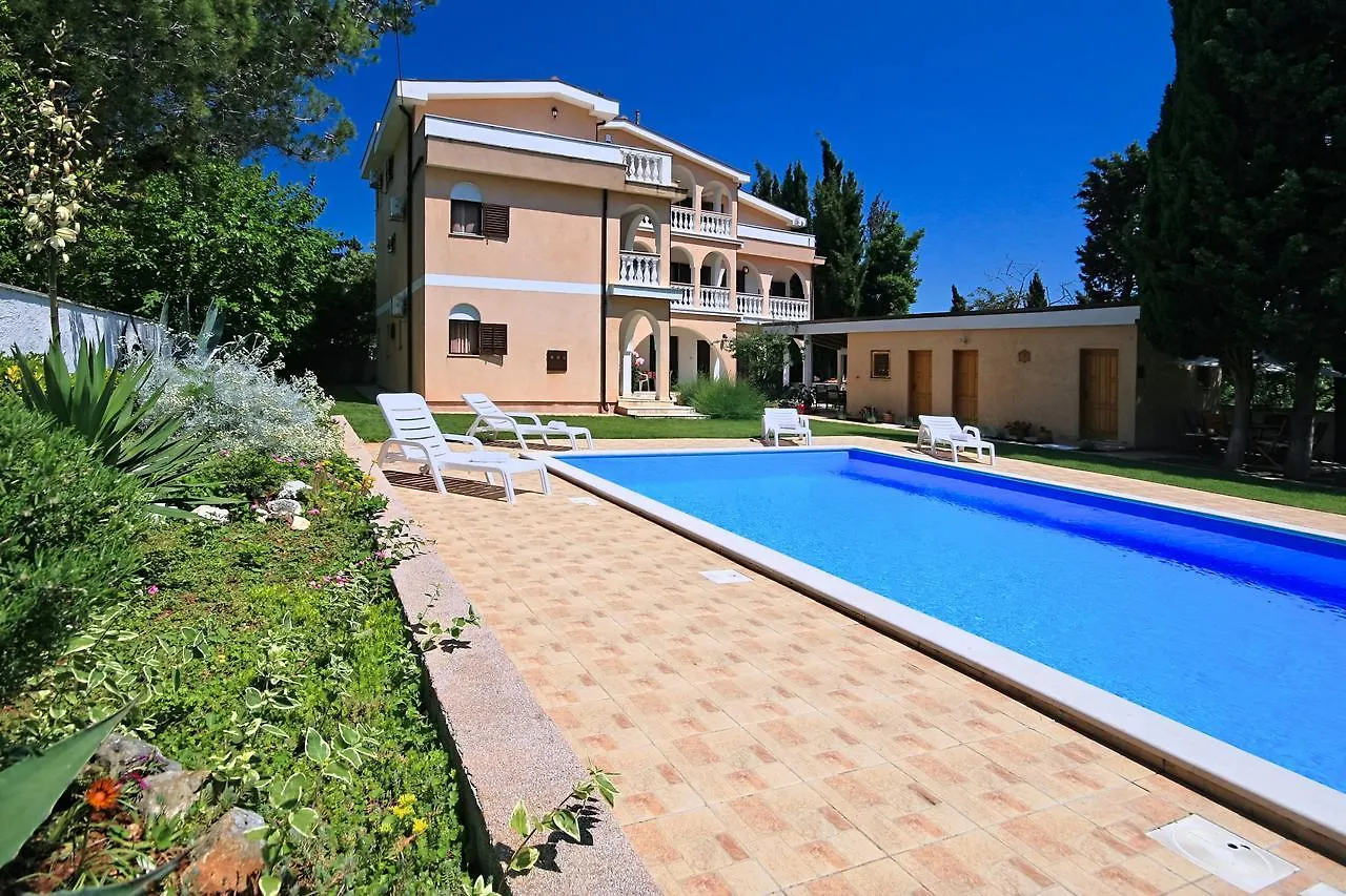 Sun Palace Residence Premantura Kroatien