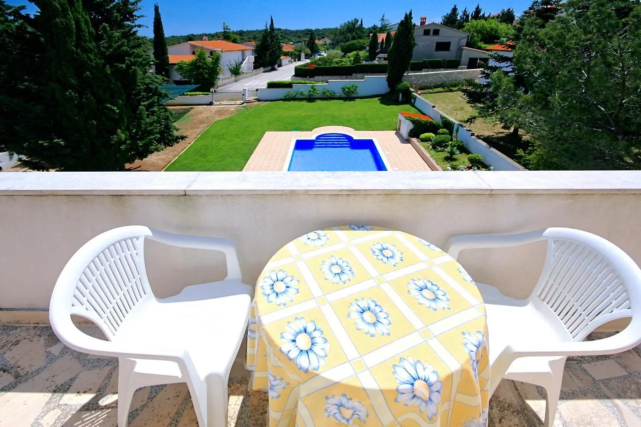 Sun Palace Residence Premantura Guest house